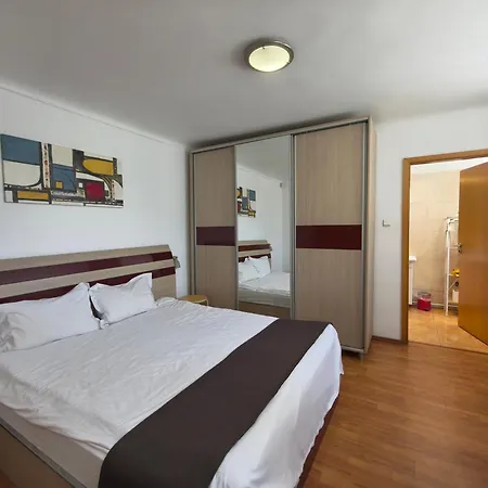 Central Park Apartments-3